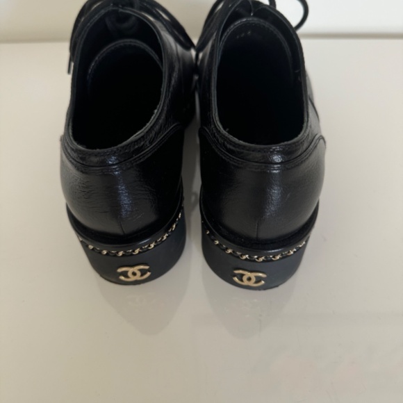 Chanel loafers 35.5 - Picture 3 of 8